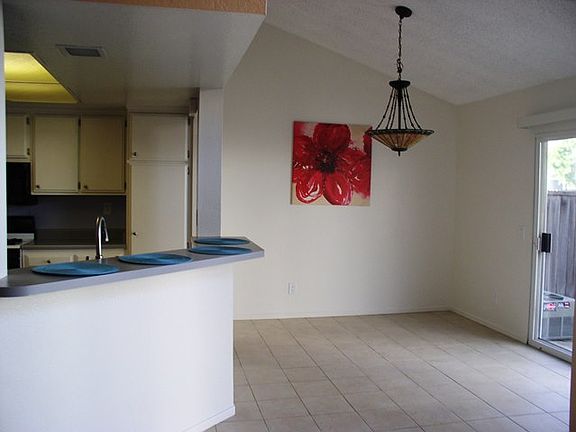 3rd image of 6782 Bradford Ct