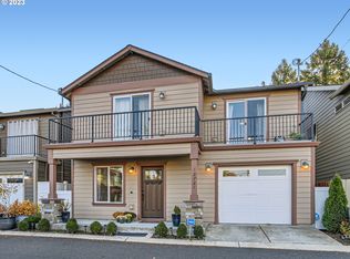 12721 SE Division St, Portland, OR 97236