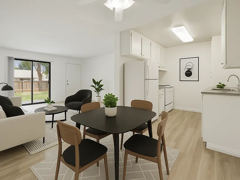 Las Palmas Apartments ! — Photo 20