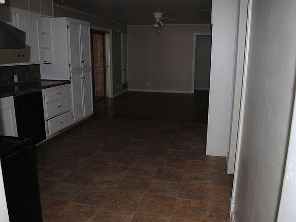 3rd image of 3924 Parkway Dr