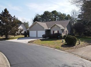 31 Westward Ln, Blue Ridge, GA 30513