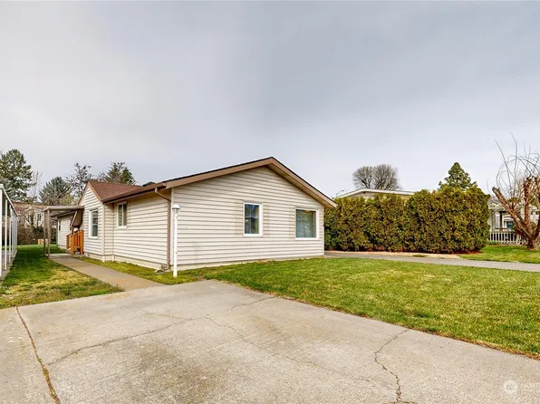 1236 SE Mockingbird Drive, College Place, WA 99324