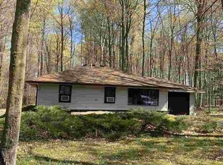 62 W State Rd, West Branch, MI 48661