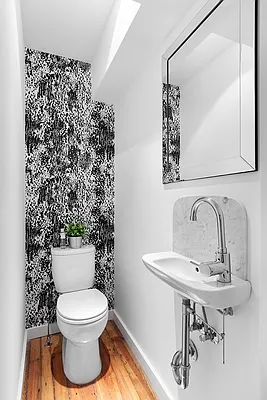 Sold by Compass | media 6