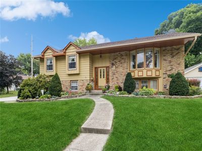 2300 Woodland Ave, West Des Moines, IA, 50266