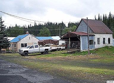 2nd image of 220 Clearwater Ave