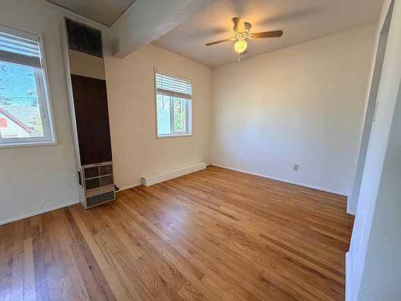 5th image of 6634 E Burnside St #A