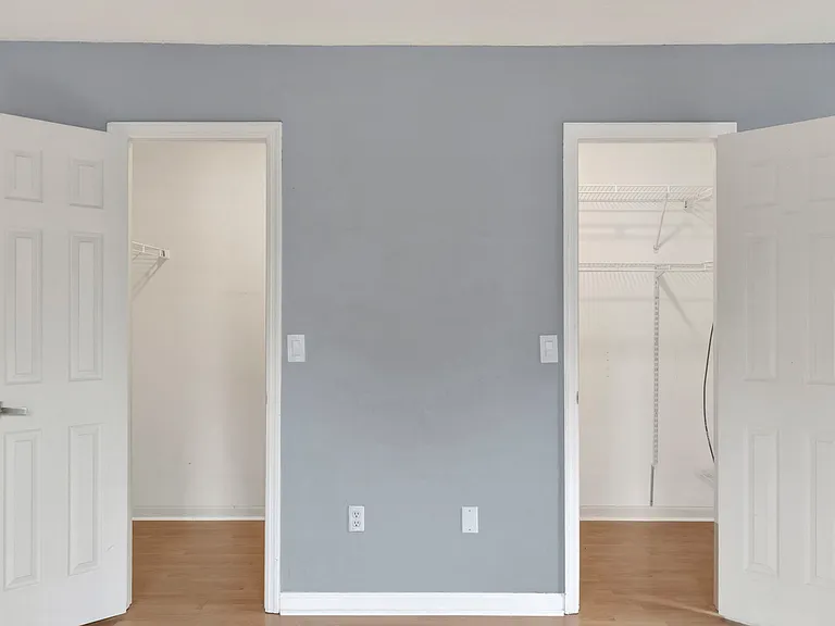 128 Saint Ives Dr — Photo 18