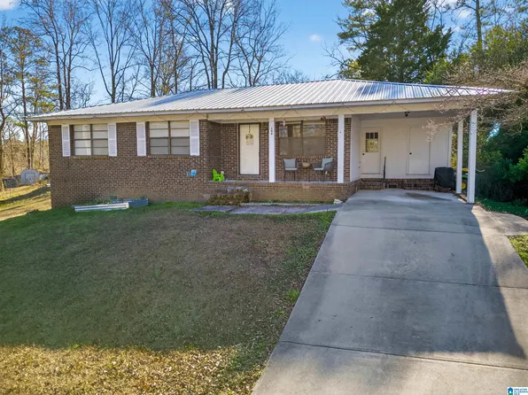 306 Hilltop Rd, Weaver, AL 36277