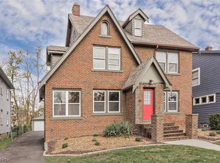 3373 E Scarborough Rd, Cleveland Heights, OH 44118