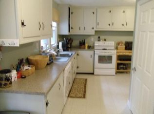 290 Crystal Lake Rd, Tolland, CT 06084