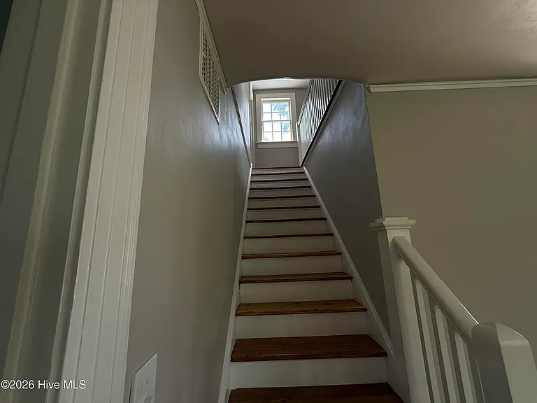 2519 S Memorial Dr — Photo 10