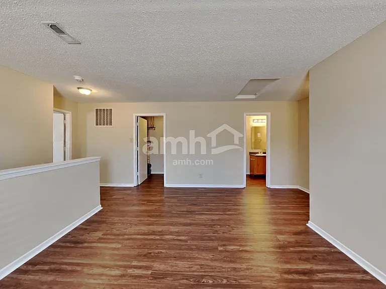 2317 Bridlewood Dr — Photo 10