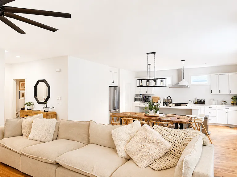 3828 E Ridge Dr — Photo 9