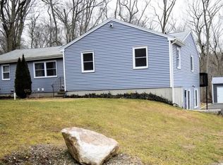 10 Paper Mill Rd #B, Killingworth, CT 06419