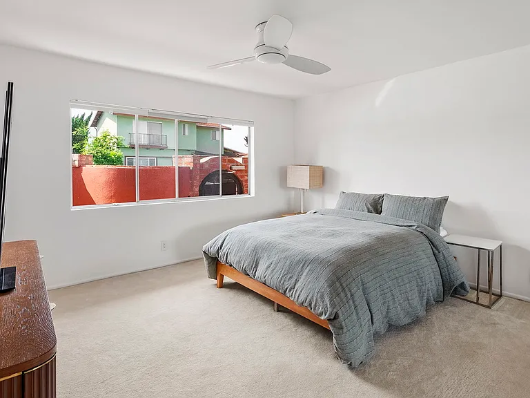 4260 S Cloverdale Ave — Photo 18