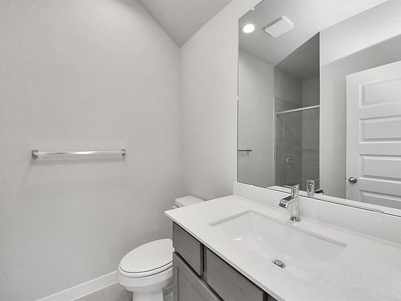 5th image of 12022 Maple Oak Dr
