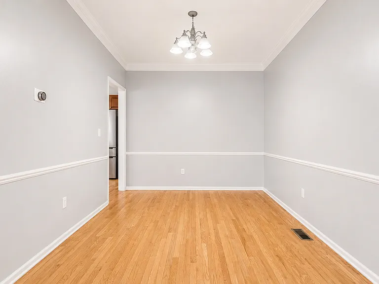 45149 Bartlett Dr — Photo 22