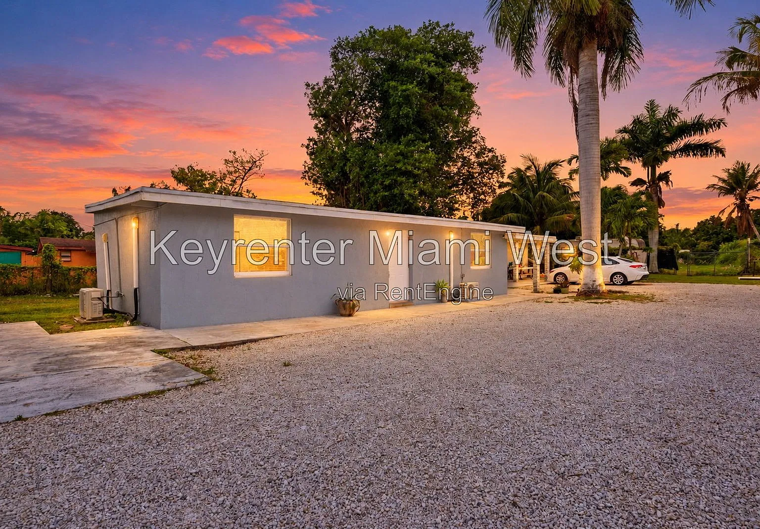 3 bed, 2.0 bath, 1374 sqft, $2,200 — Photo 1