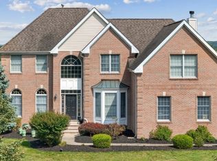 17 Patrick Henry Pl, Raritan Twp., NJ 08551