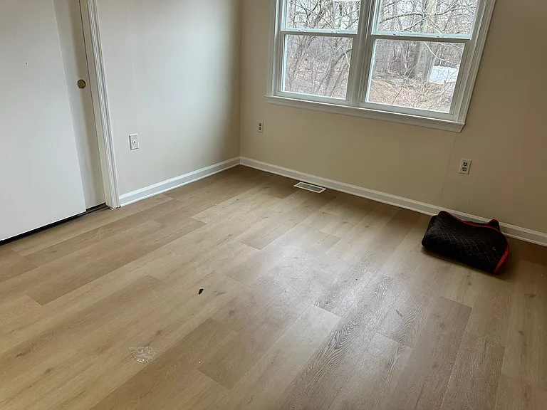 18 Tobin Ave — Photo 21