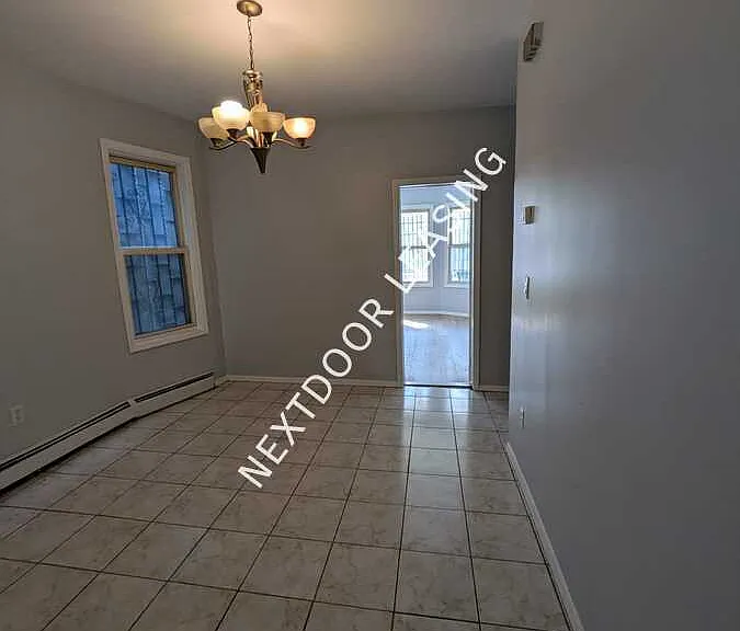 200 Bergen Ave #1M — Photo 6