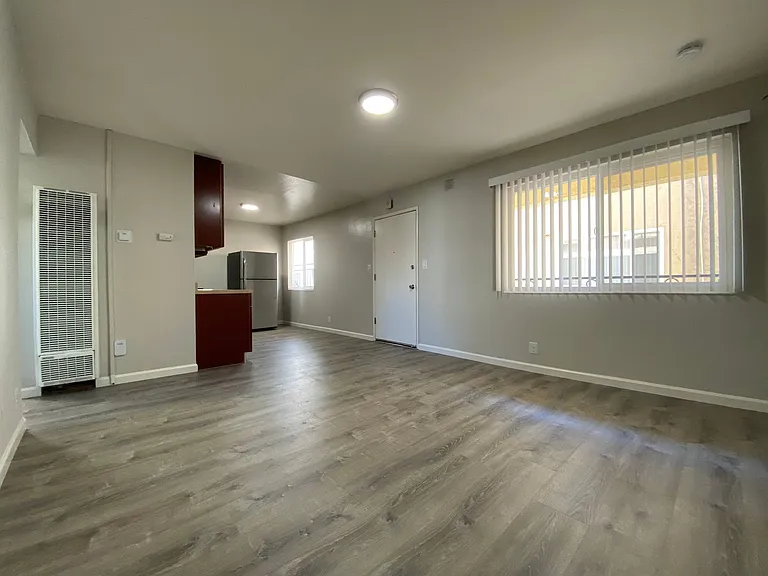 1934 9th Ave #A-O — Photo 5