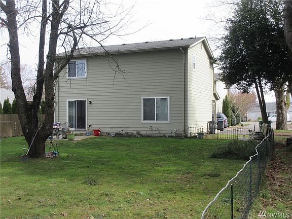 5th image of 1051 Alder St