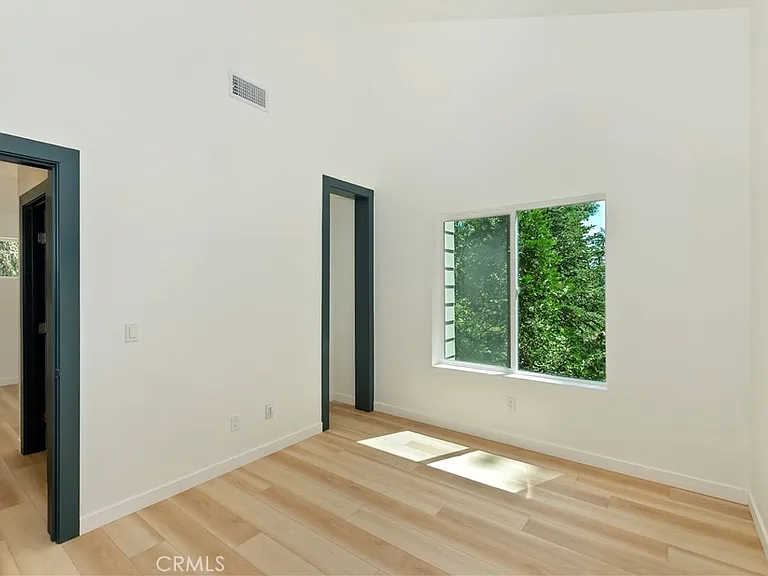 441 Oriole Dr #3 — Photo 33