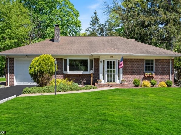 475 Stevens Ave, Ridgewood Village, NJ 07450