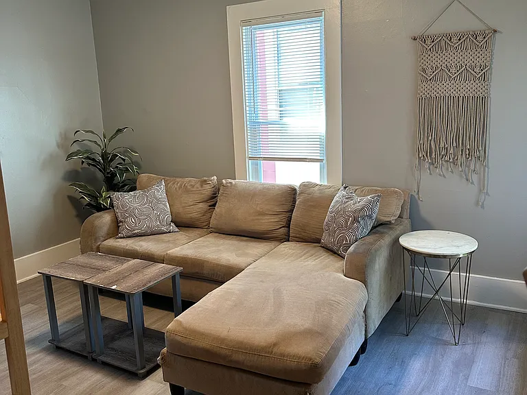 32 Edmonds St #2 — Photo 4