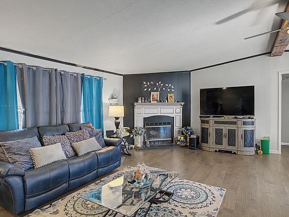 3rd image of 1238 Fowler Ford Rd