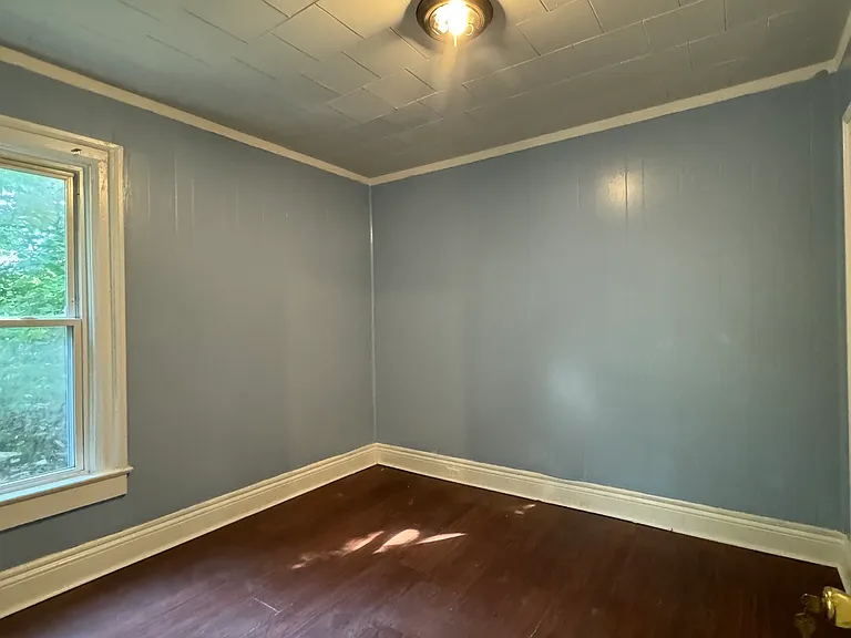 443 Winslow Ave #1 — Photo 9