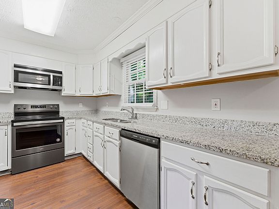 5th image of 2568 N Arbor Trl