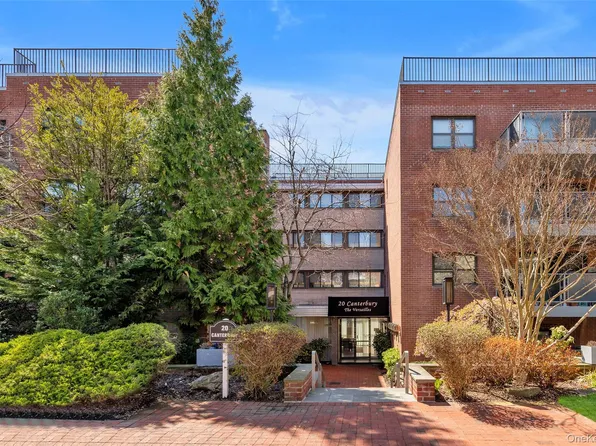 20 Canterbury Road #2C, Great Neck, NY 11021