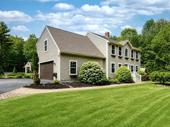 4 Chase Street, Standish, ME 04084