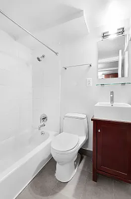 Rented by Keller Williams NYC | media 32