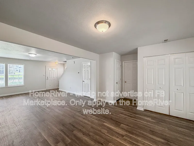 4 bed, 2.5 bath, 1706 sqft, $1,950 — Photo 4