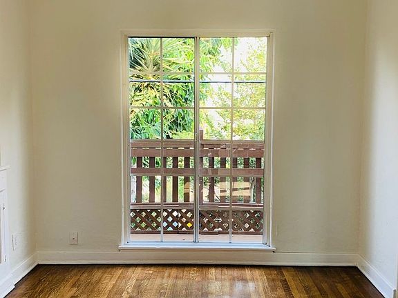 5th image of 1287 Queen Anne Pl #1/2
