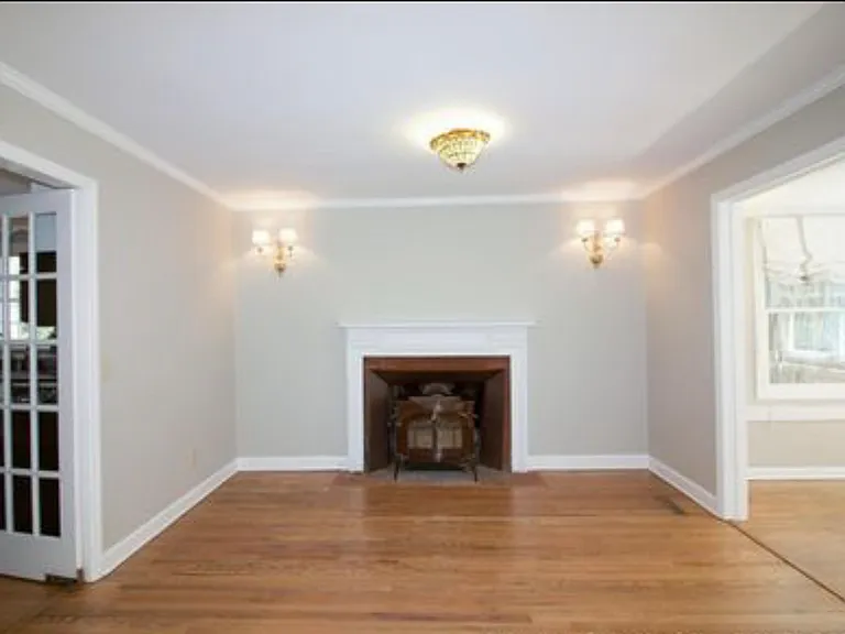 105 S Ridge St — Photo 10