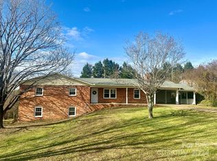 2207 Olde Well Rd SE, Hudson, NC 28638