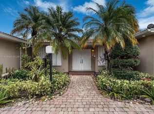 20525 Highland Lakes Blvd, Miami, FL 33179