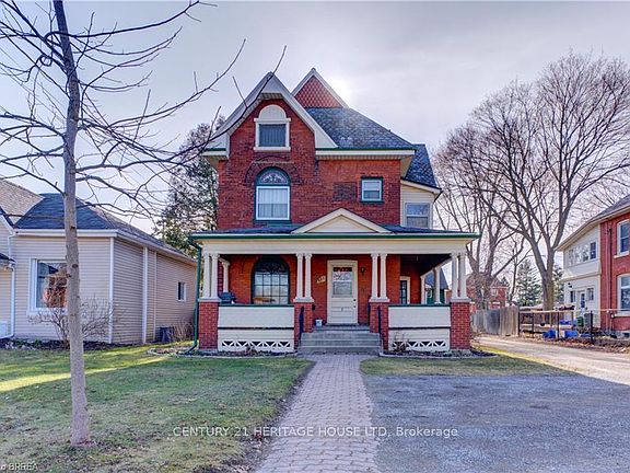 2nd image of 111 Erie Ave