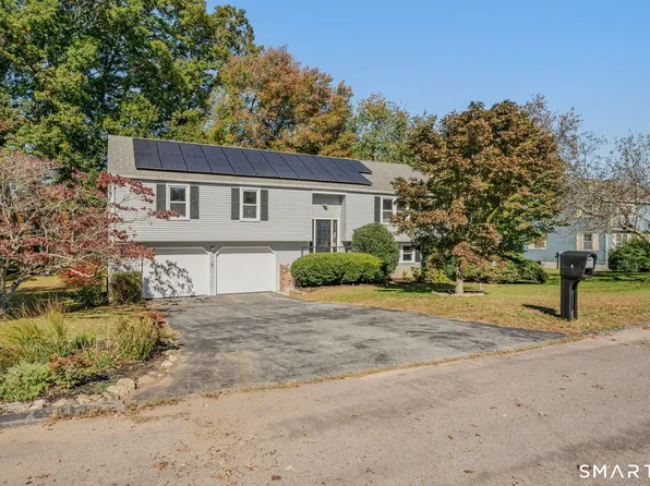 6 Cross Drive, Waterford, CT 06385