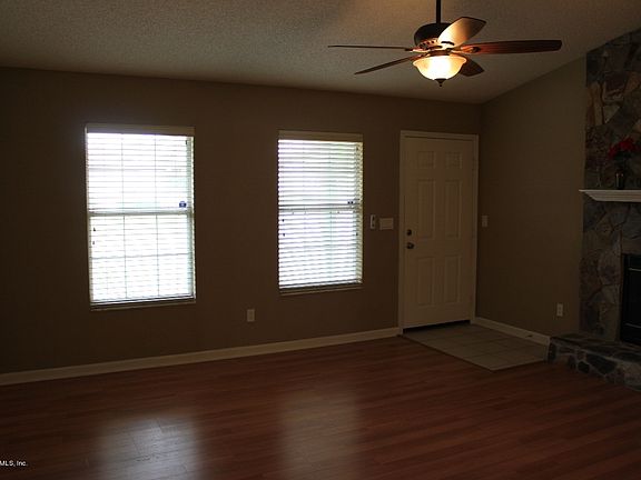 5th image of 3214 Amys Ct