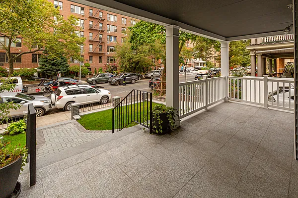 Rented by Corcoran | media 40