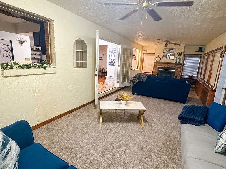 2722 Oakdale Dr — Photo 16