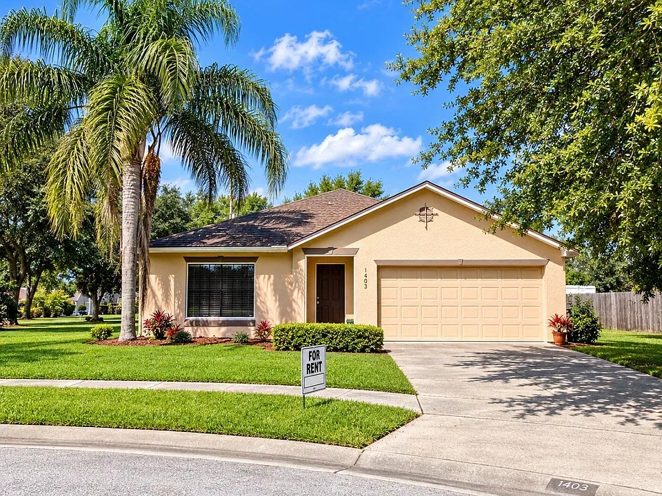 1405 Whooping Dr