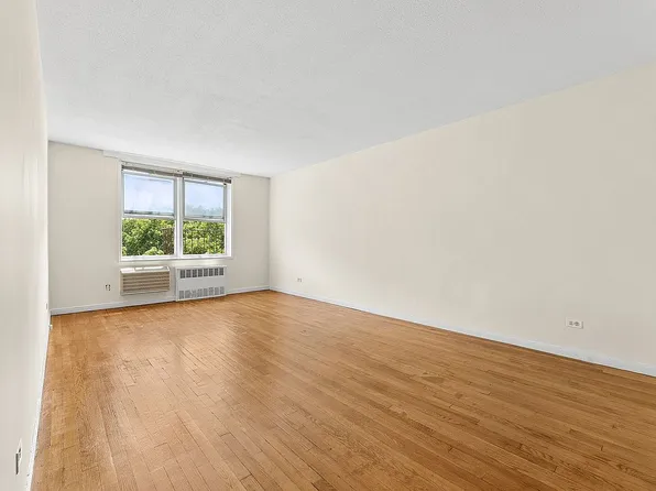 4601 39th Ave APT 503, Long Island City, NY 11104