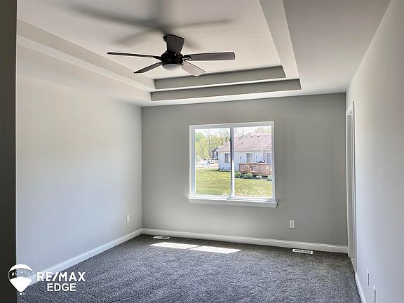 5th image of 8213 Hidden Cove Ct